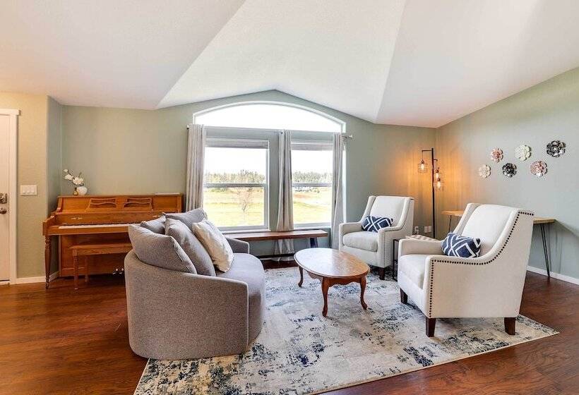 Serene Sequim Retreat W/ Deck: Pets Welcome!