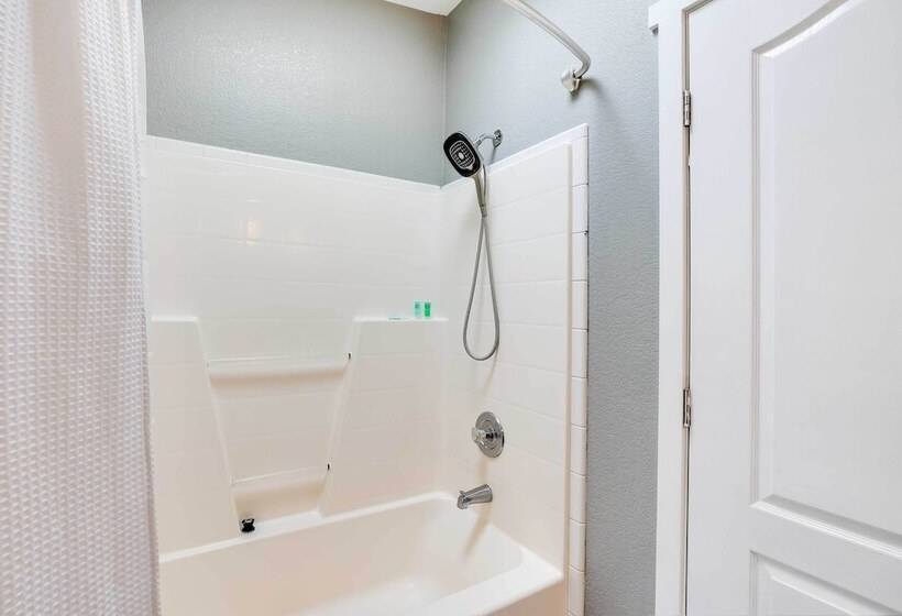 Serene Sequim Retreat W/ Deck: Pets Welcome!