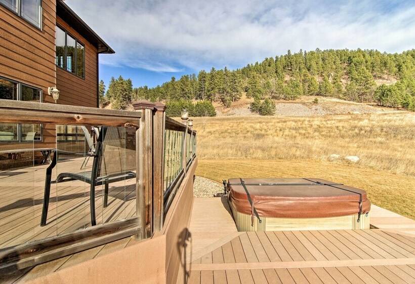 Sturgis Vacation Rental W/ Hot Tub & Game Room!