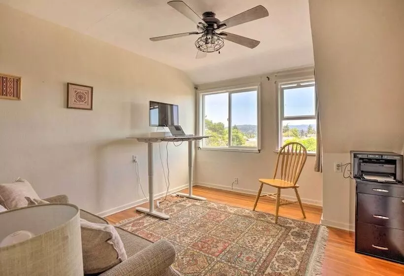The Old Mccullough Home W/ Rooftop Deck, View