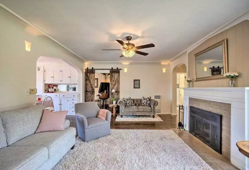 The Old Mccullough Home W/ Rooftop Deck, View