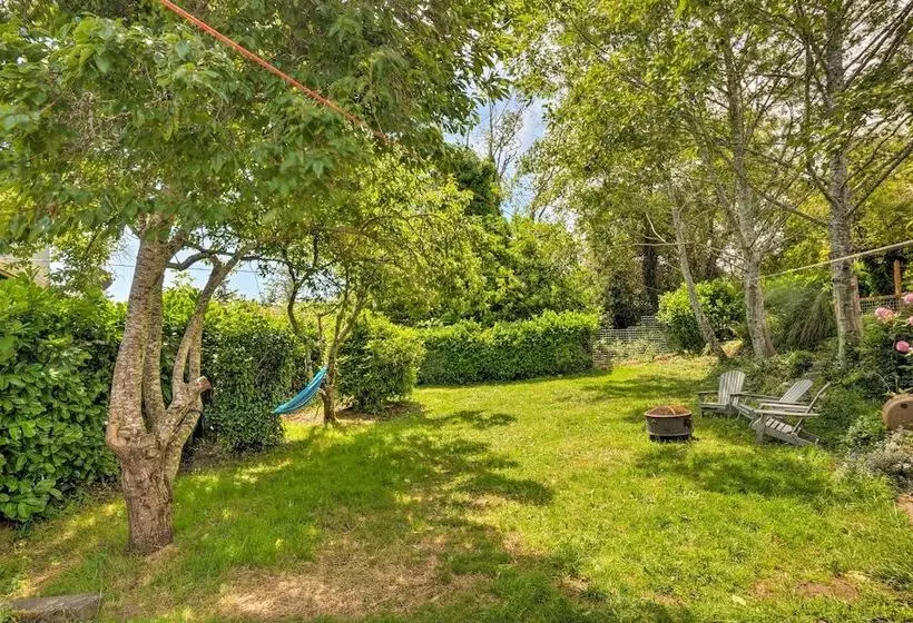 The Old Mccullough Home W/ Rooftop Deck, View