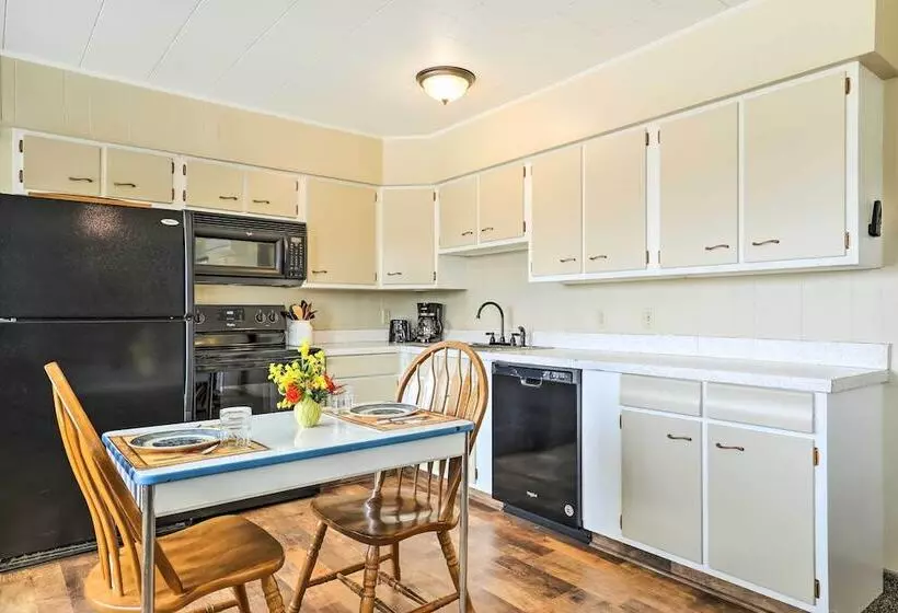 Tropic Family House   10 Miles To Bryce Canyon!