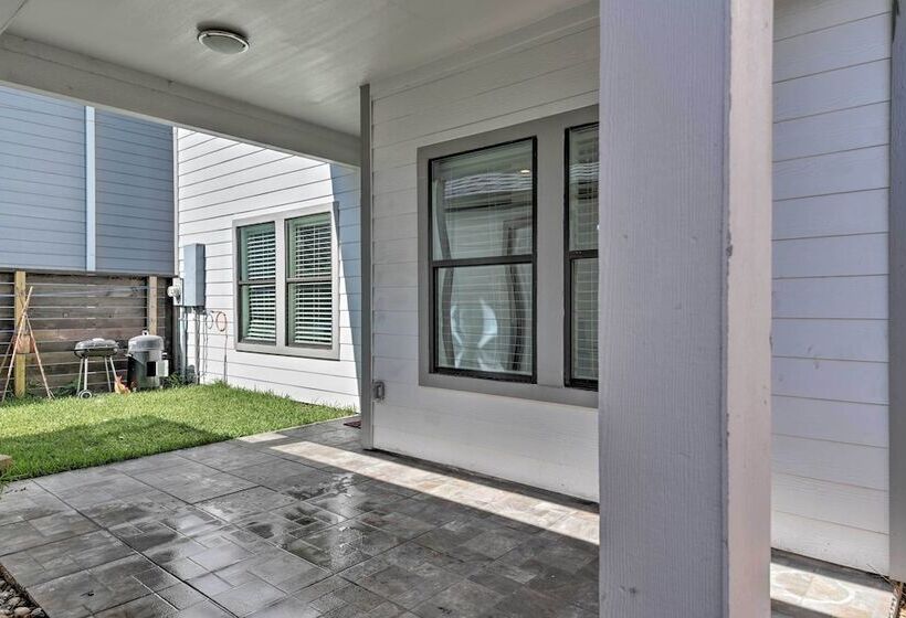 Spacious Houston Home ~ 16 Mi To Nrg Stadium!