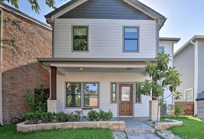 Spacious Houston Home ~ 16 Mi To Nrg Stadium!