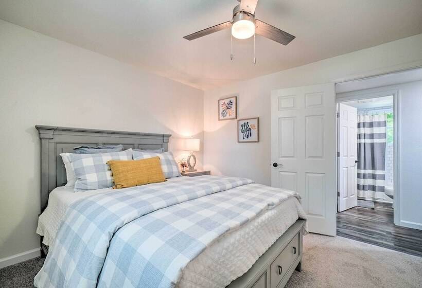 Updated Knoxville Home W/ Media Room + Patio!