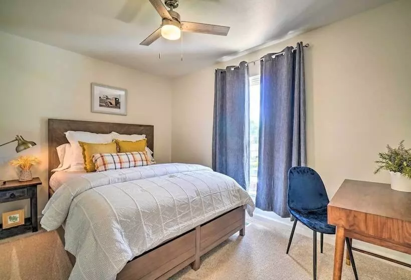 Updated Knoxville Home W/ Media Room + Patio!