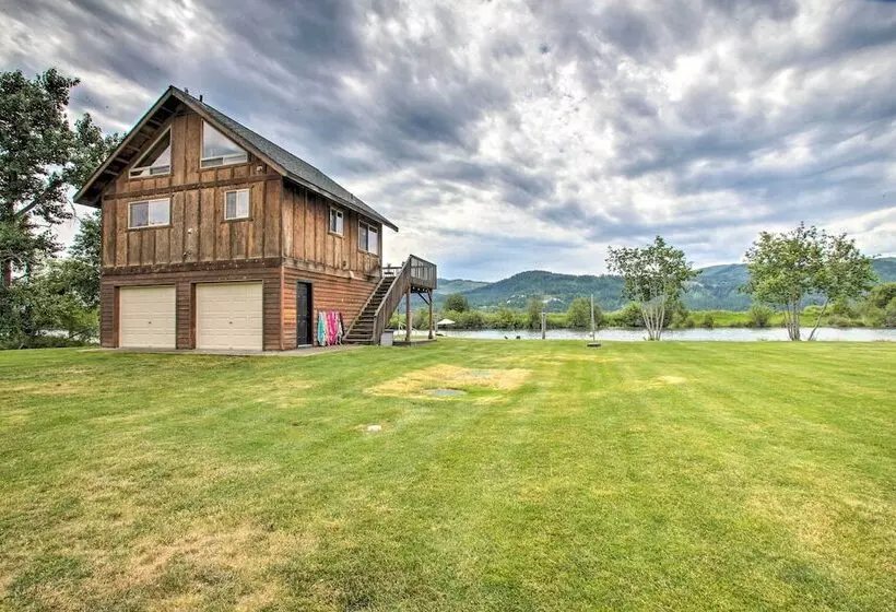 Waterfront Cabin W/ 2 Boat Docks & Mtn Views!