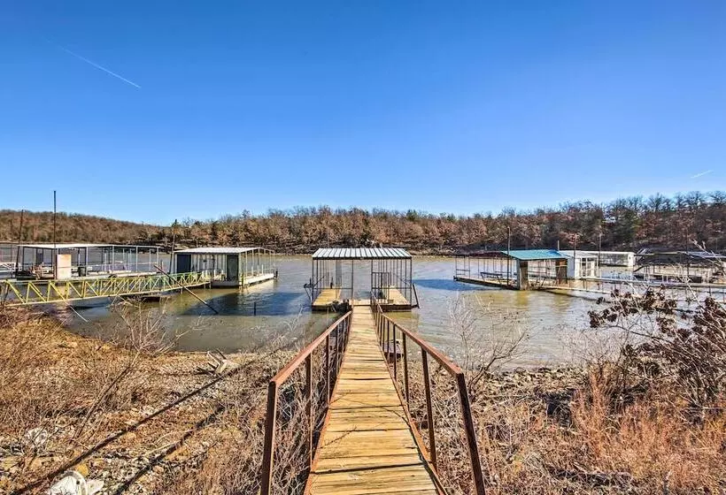Waterfront House W/ Boat Slip On Lake Eufaula!