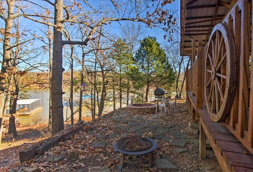 Waterfront House W/ Boat Slip On Lake Eufaula!