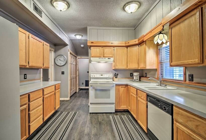 All Season Big Bear Lake House, Walk To Beach