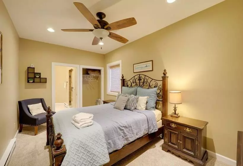 Beech Mountain Home W/ Game Room & Mountain Views!