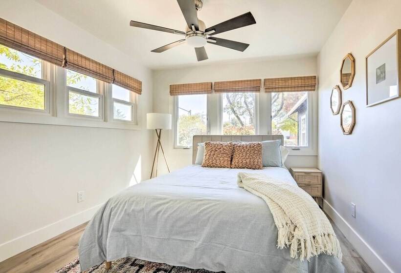 Boho Chic Folsom Retreat: Walkable Location!