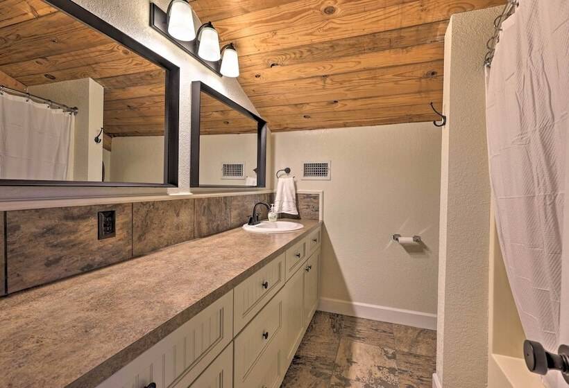 Waterfront Deck: Home On Ouachita River!