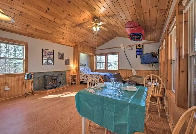 Cabin W/ Hot Tub   Near Nantahala Outdoor Center!