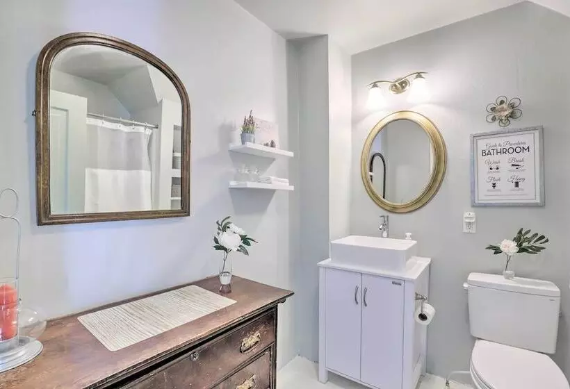 Charming Mt Pleasant Home In Historic Dtwn!