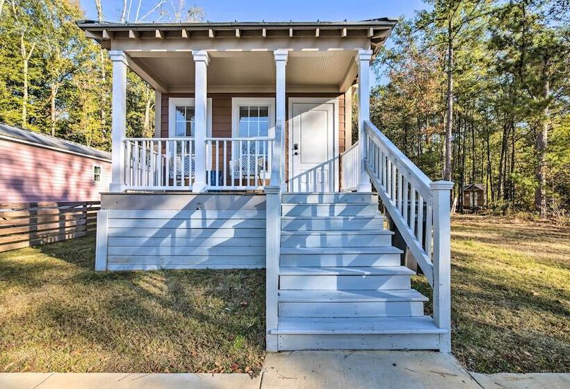 Chic Cottage Retreat W/ Grill, 2 Mi To Msu!