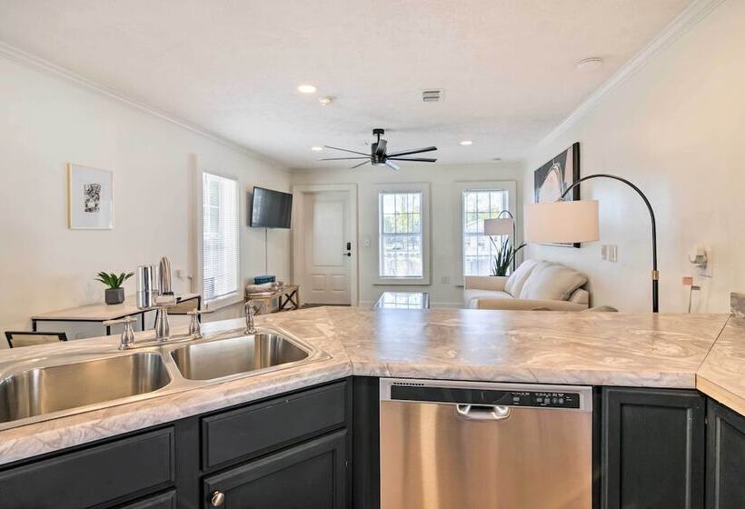 Chic Cottage Retreat W/ Grill, 2 Mi To Msu!