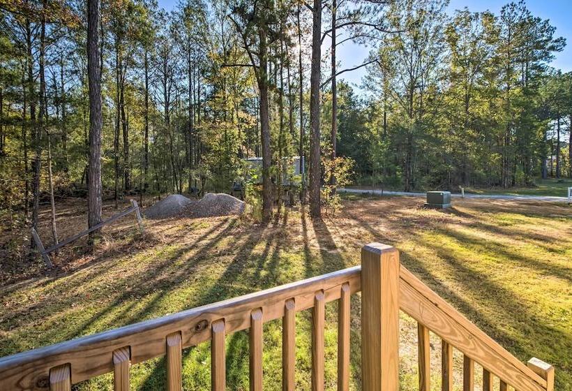 Chic Cottage Retreat W/ Grill, 2 Mi To Msu!