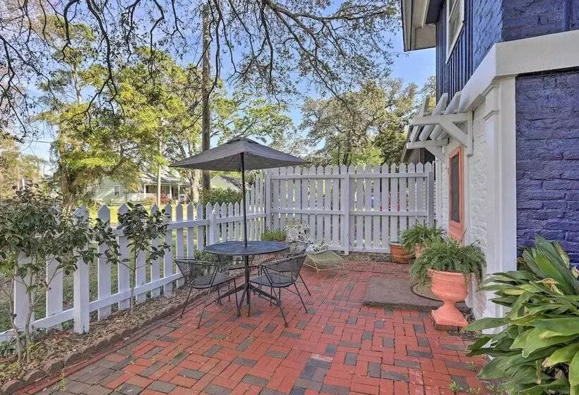 Coastal, Walkable Home In Historic Southport!