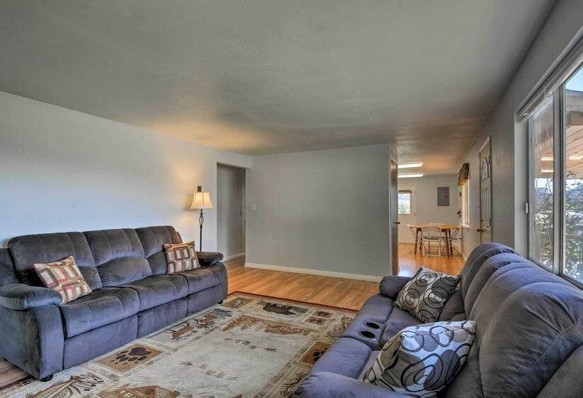 Cottage Near Bryce Canyon & Zion National Parks!