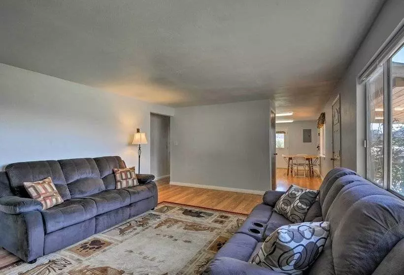 Cottage Near Bryce Canyon & Zion National Parks!