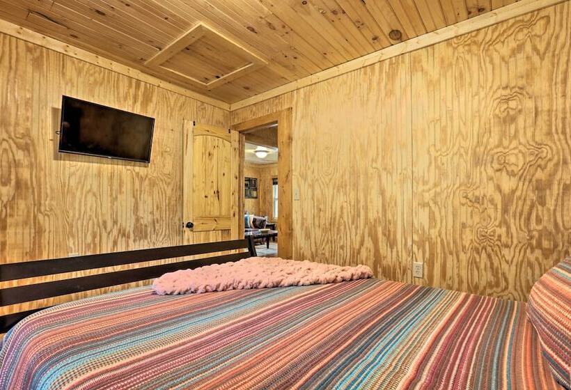 Cozy Creekside Cabin ~ 24 Mi To Red River!