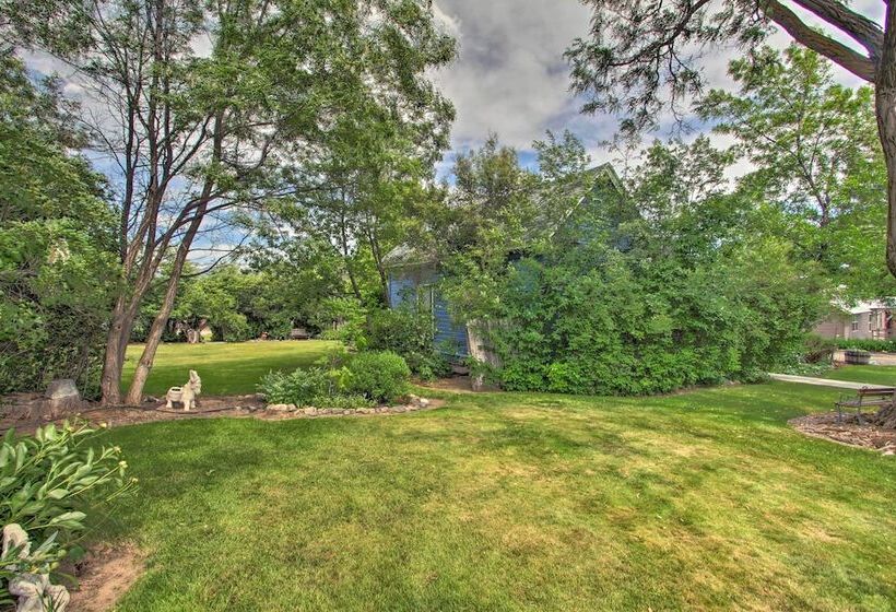 Cozy Home W/ Hot Tub: Half Mi To Salmon River!