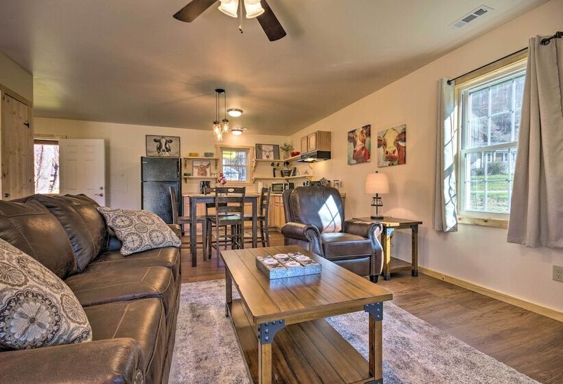 Cozy Smoky Mountain Cabin By Tuckasegee River!