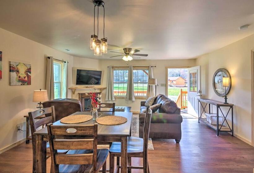 Cozy Smoky Mountain Cabin By Tuckasegee River!