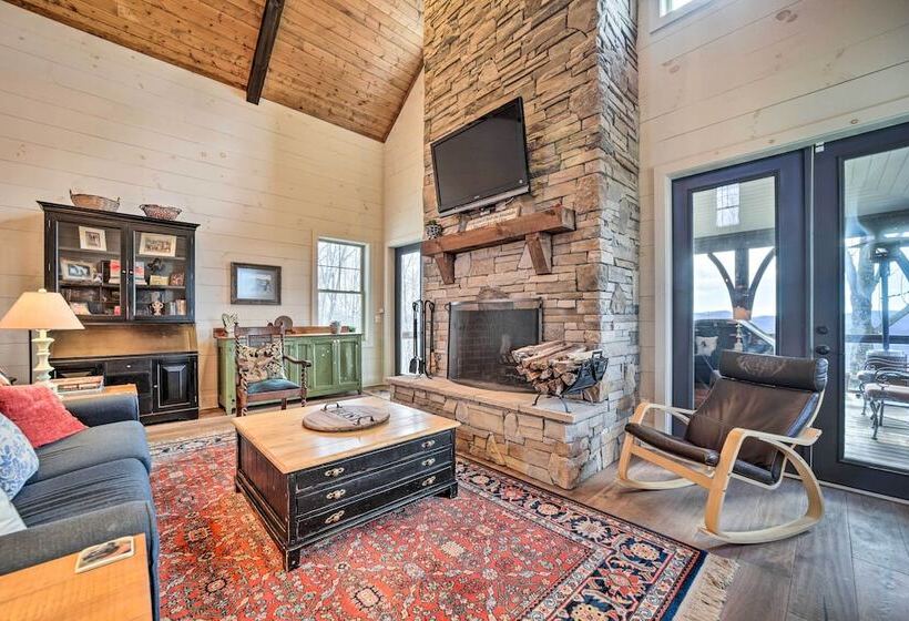 Cullowhee Craftsman Home W/ Mtn Views On 22 Acres