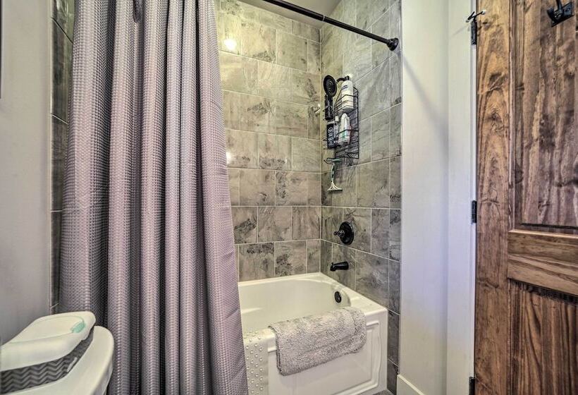 Cullowhee Craftsman Home W/ Mtn Views On 22 Acres