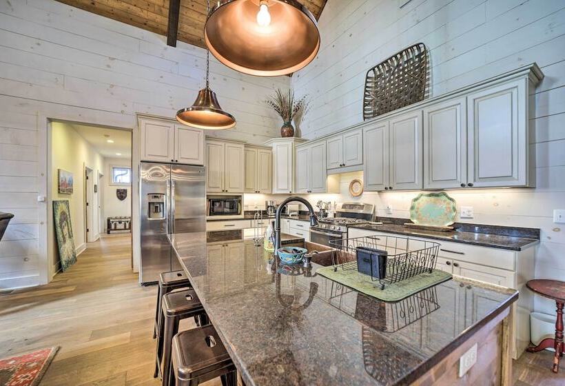 Cullowhee Craftsman Home W/ Mtn Views On 22 Acres