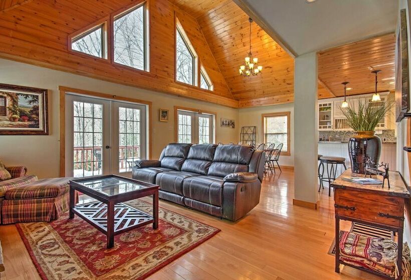 Deluxe Log Cabin W/ Pool Table: 1 Mi To Hike & Ski