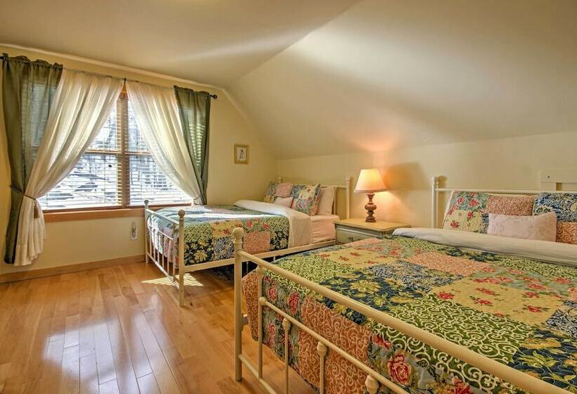 Deluxe Log Cabin W/ Pool Table: 1 Mi To Hike & Ski