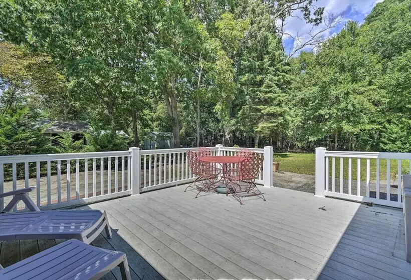 Dog Friendly Waretown Home W/ Furnished Deck!