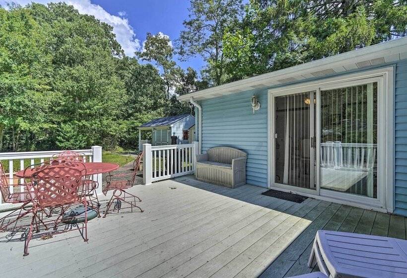 Dog Friendly Waretown Home W/ Furnished Deck!