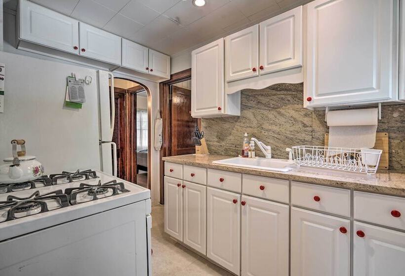 Dog Friendly Waretown Home W/ Furnished Deck!