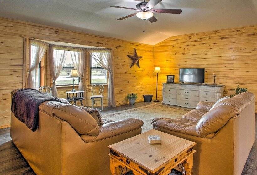 Emory Escape W/ Pond Access < 13 Mi To Lake!