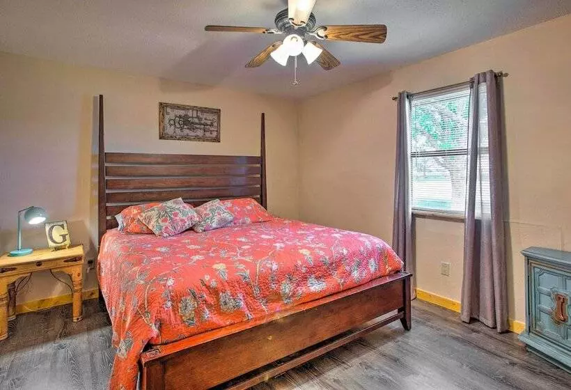 Emory Escape W/ Pond Access < 13 Mi To Lake!