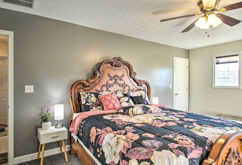 Harrisonburg Retreat W/ Hot Tub ~ 2 Mi To Jmu