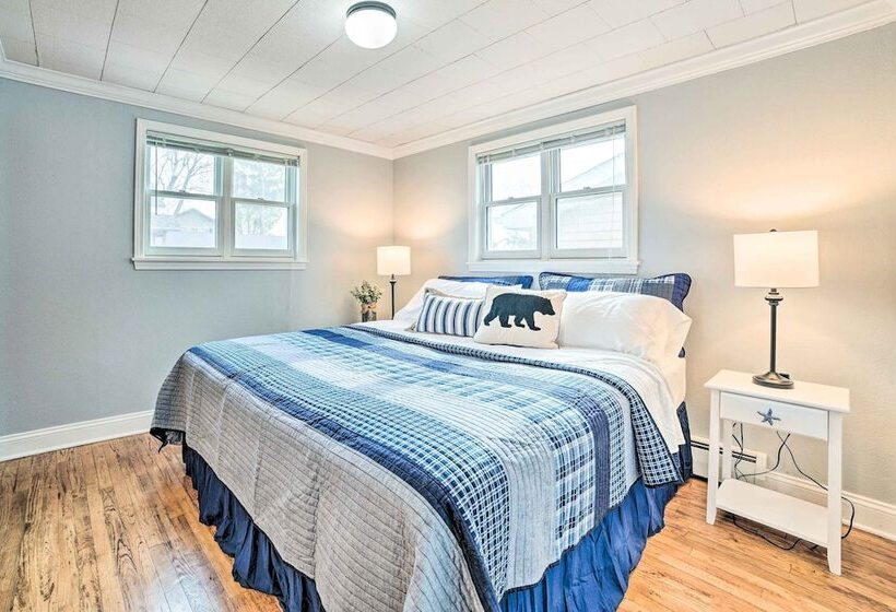 Houghton Lake Cottage W/ New Private Deck!