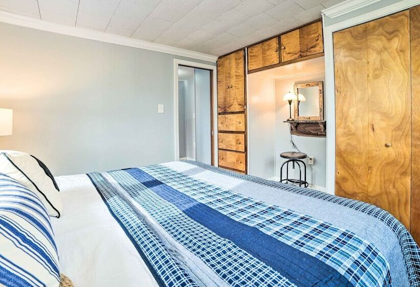 Houghton Lake Cottage W/ New Private Deck!