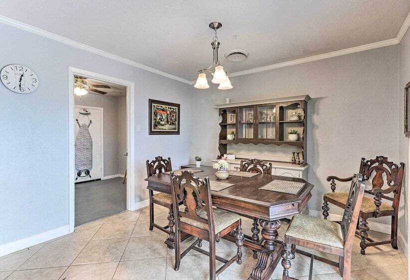 6 Mi To Fort Hood & Universities: Killeen Home