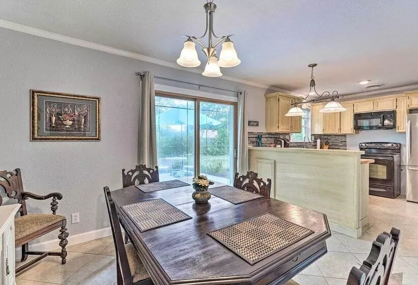 6 Mi To Fort Hood & Universities: Killeen Home