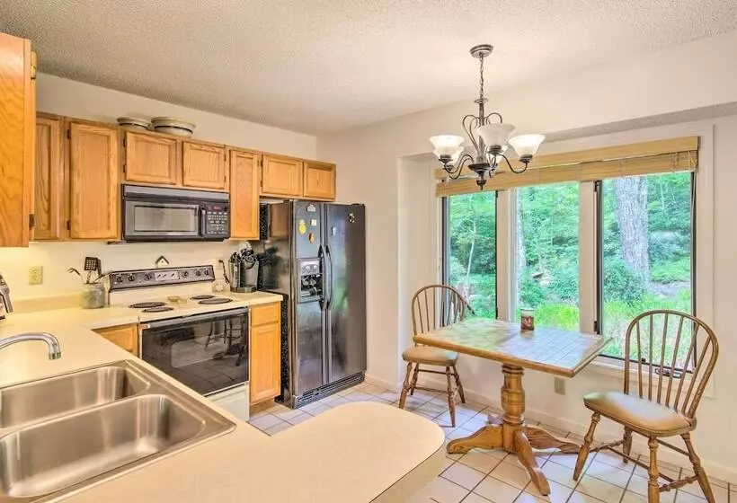 Lake Toxaway Cabin W/fire Pit   1mi To Marina