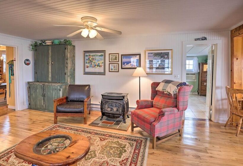 Lakefront Canandaigua Home W/ Grill, Fire Pit