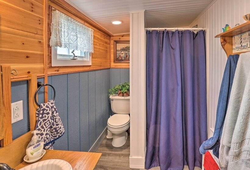 Lakefront Canandaigua Home W/ Grill, Fire Pit