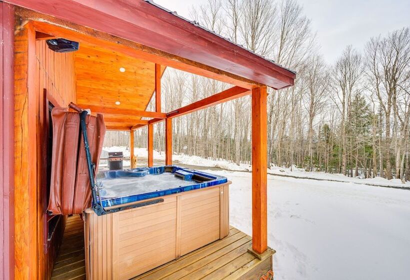 Victory Cabin W/ Hot Tub, By Skiing & Vast Trails!