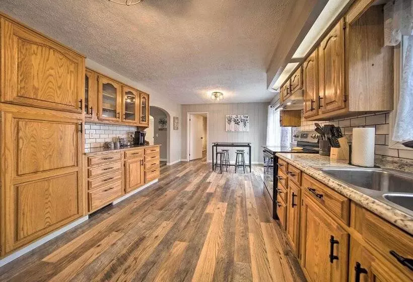 Meadville Home: Private Yard & Fishing Nearby